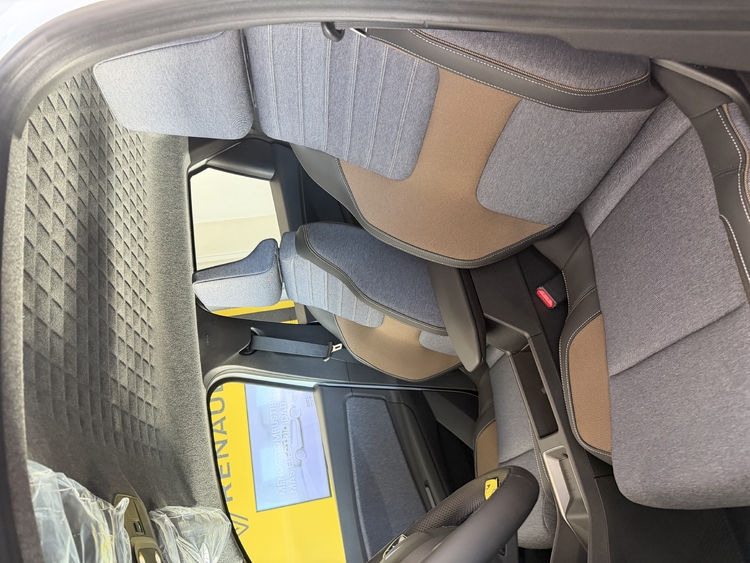 Renault 5 Techno 110kw foto 5